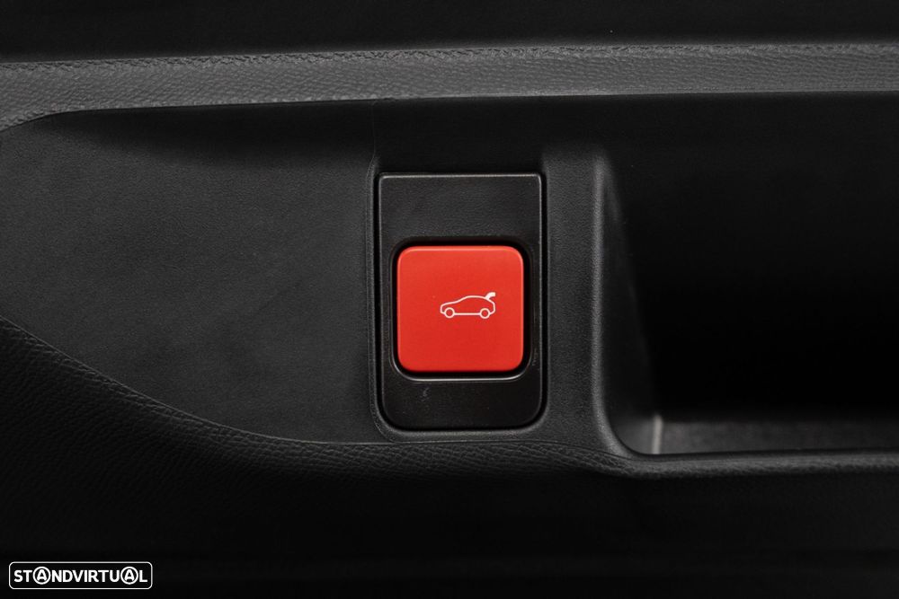 DS DS4 E-Tense Performance Line EAT8 - 16