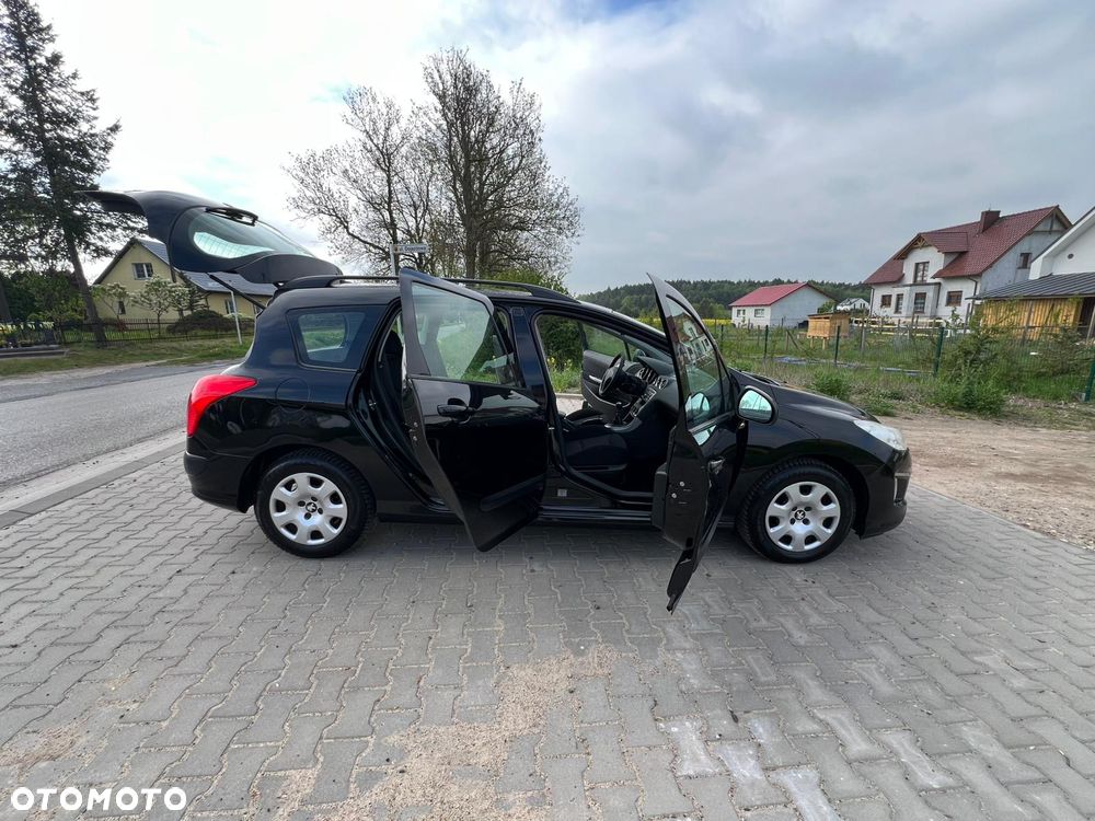Peugeot 308 1.6 HDi Premium Plus - 24