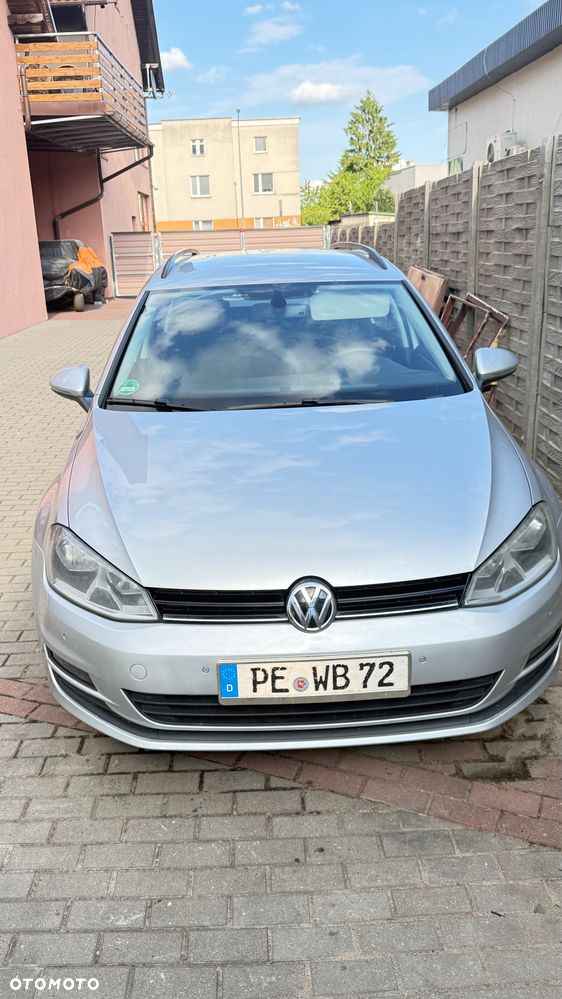 Volkswagen Golf - 4