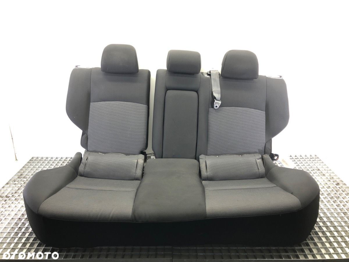 KANAPA DRUGI RZĄD - 299.00 PLN - MITSUBISHI LANCER VIII (CY_A, CZ_A) 2007 - 2022 1.8 105 kW [143 - 1