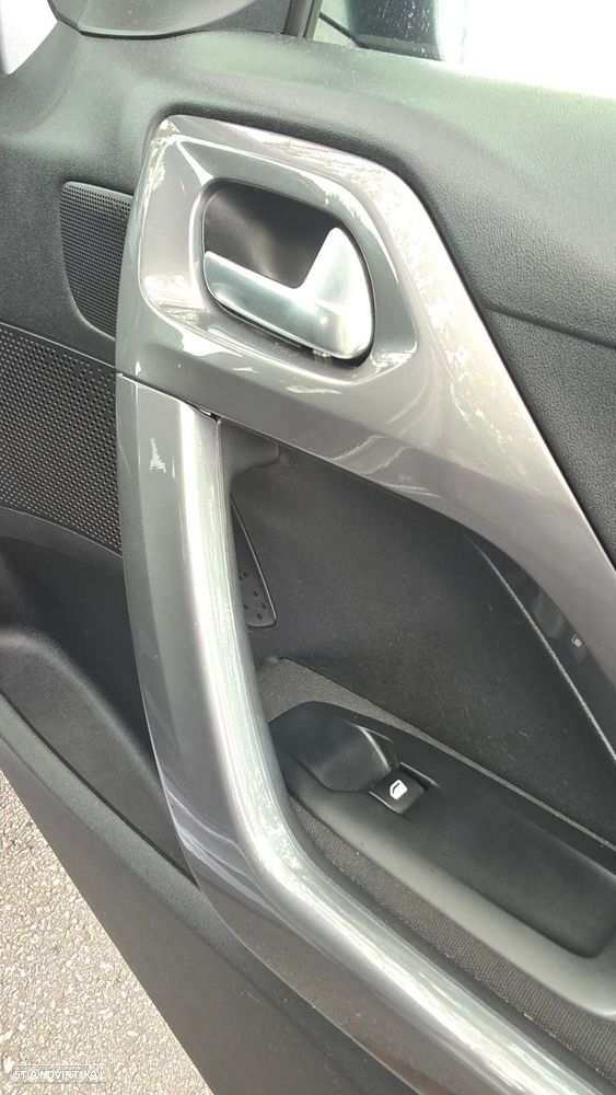 Peugeot 2008 1.2 PureTech Style - 53