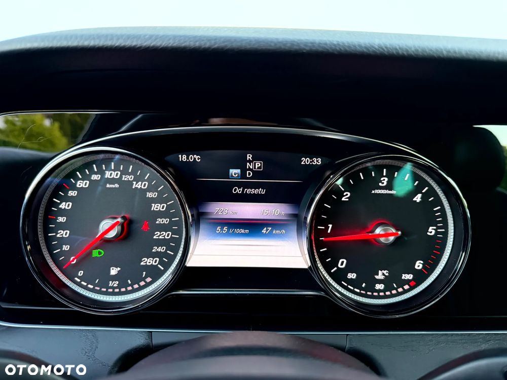 Mercedes-Benz Klasa E 220 d Business Edition 9G-TRONIC - 25