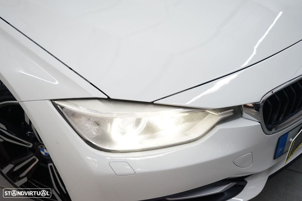 BMW 318 d Touring Line Sport - 9