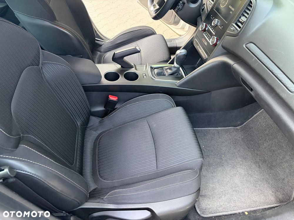 Renault Megane 1.5 dCi Intens EDC - 7