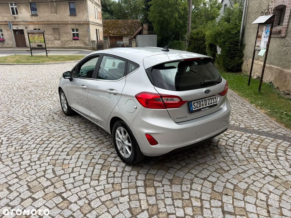 Ford Fiesta - 6