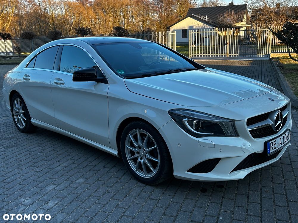 Mercedes-Benz CLA 180 BlueEffICIENCY Edition - 33