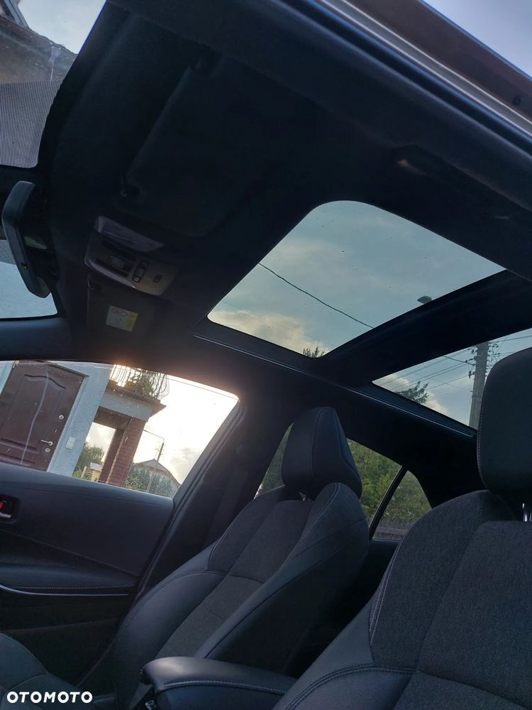 Toyota Corolla 1.8 Hybrid Comfort - 14