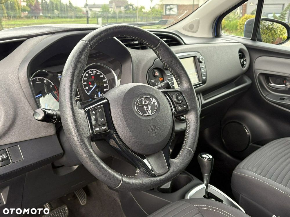 Toyota Yaris - 24