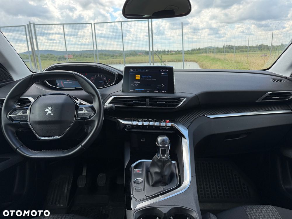 Peugeot 3008 1.2 PureTech Active S&S - 23