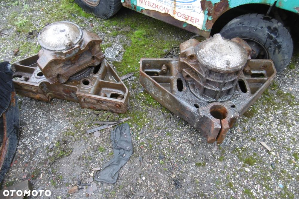 Kołyska resora wózek Renault Kerax 6x4 8x4 - 1