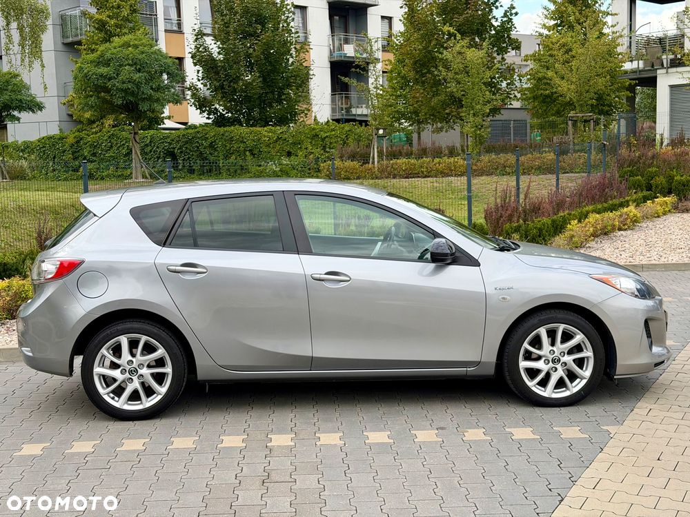 Mazda 3 1.6 90th Anniversary - 6