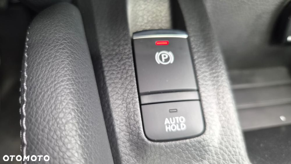 Nissan Qashqai 1.3 DIG-T N-WAY - 24
