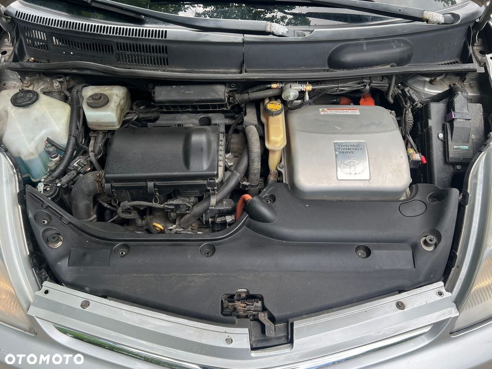 Toyota Prius - 7