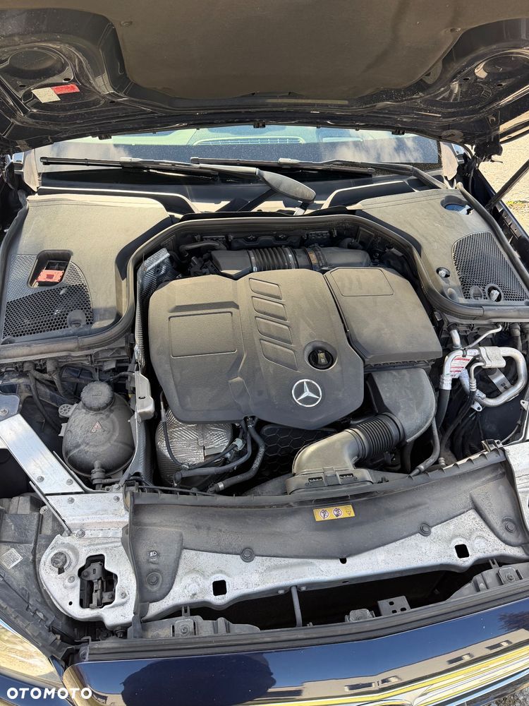 Mercedes-Benz Klasa E 220 d 4-Matic Business Edition 9G-TRONIC - 19