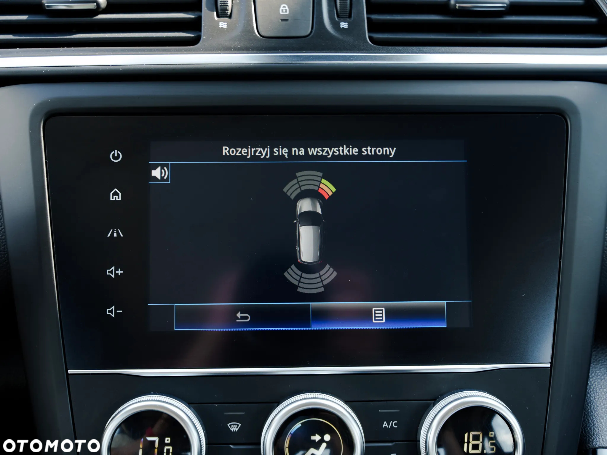 Renault Kadjar BLUE dCi 115 EDC BUSINESS EDITION - 24