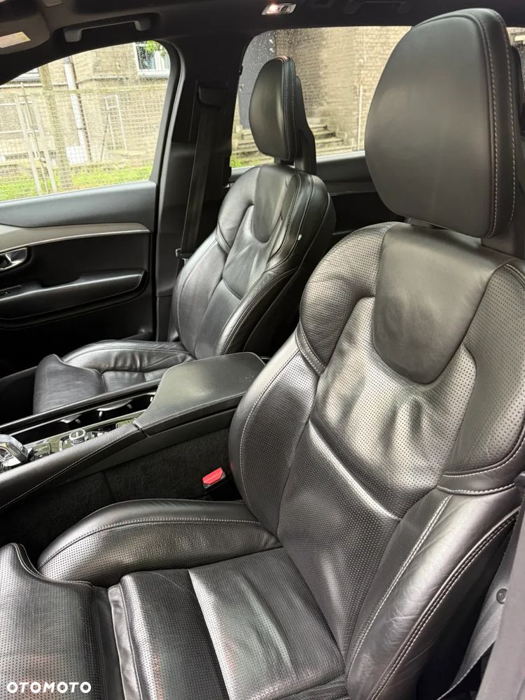 Volvo XC 90 - 6