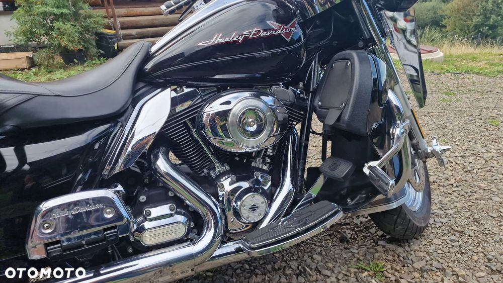 Harley-Davidson Touring Road King - 2
