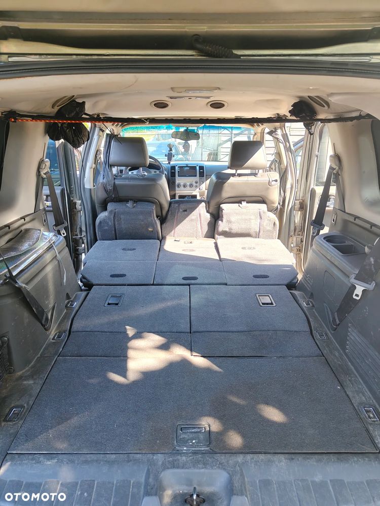 Nissan Pathfinder 2.5 DCi Sport / SE - 20