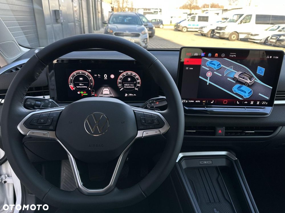 Volkswagen T-Roc - 13