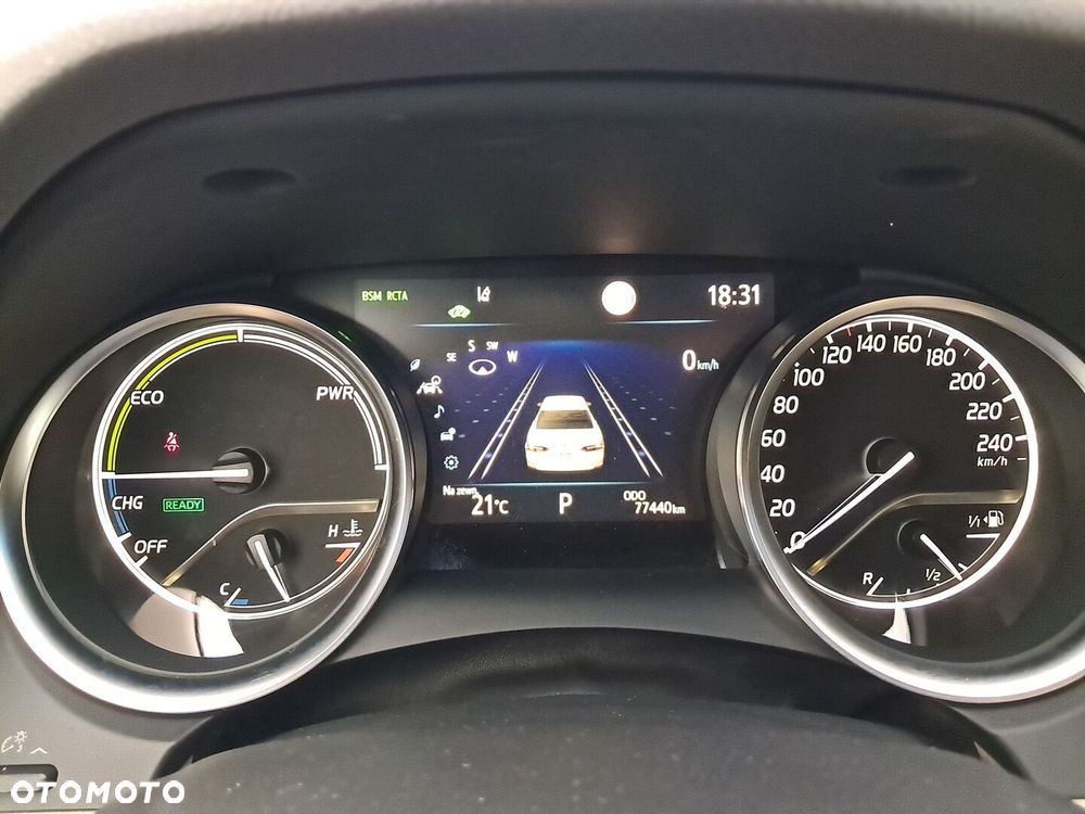 Toyota Camry 2.5 Hybrid Executive CVT - 14