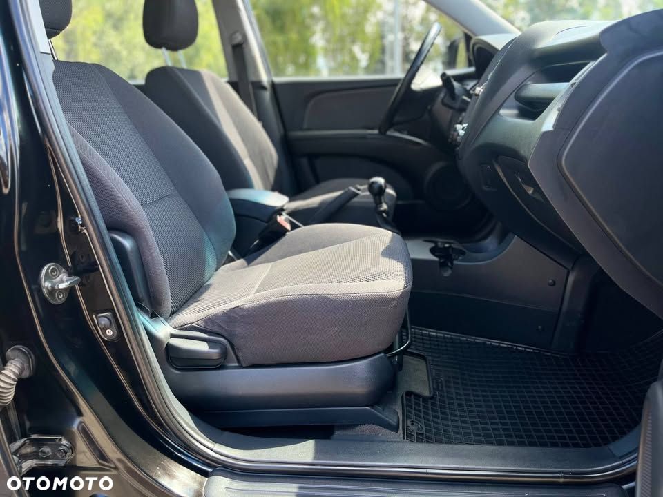 Kia Sportage 2.0 Tour 2WD - 12