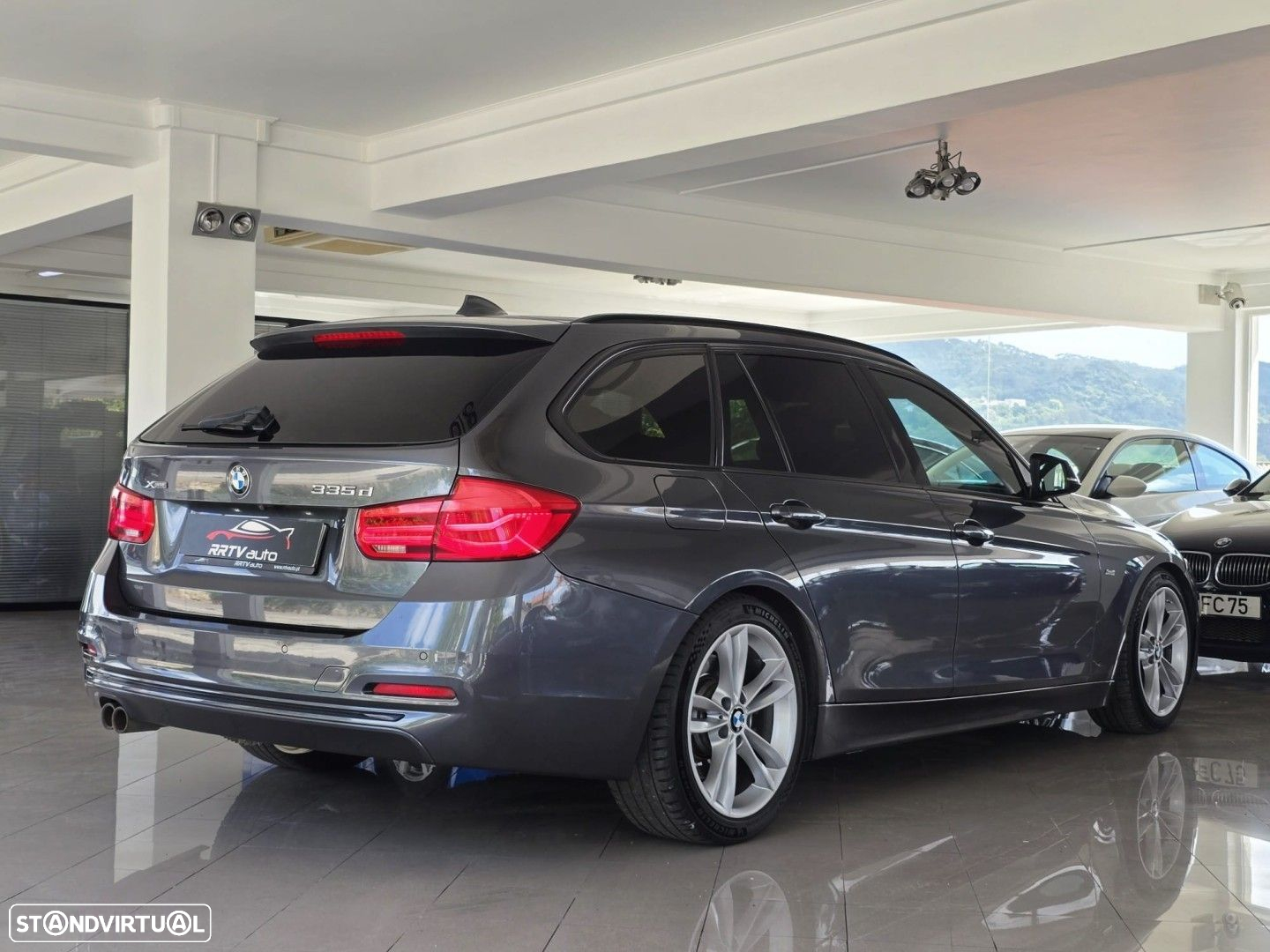 BMW 335 d Touring xDrive Line Sport - 4