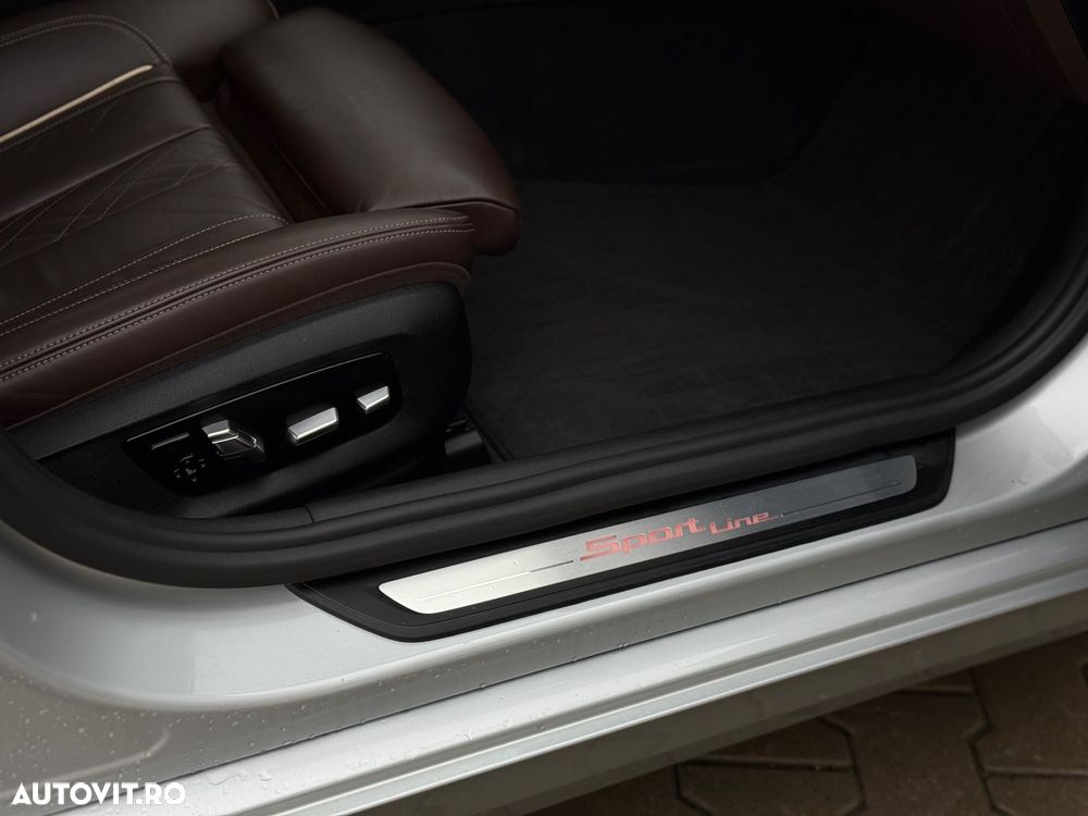 BMW Seria 5 520d Aut. Sport Line - 13