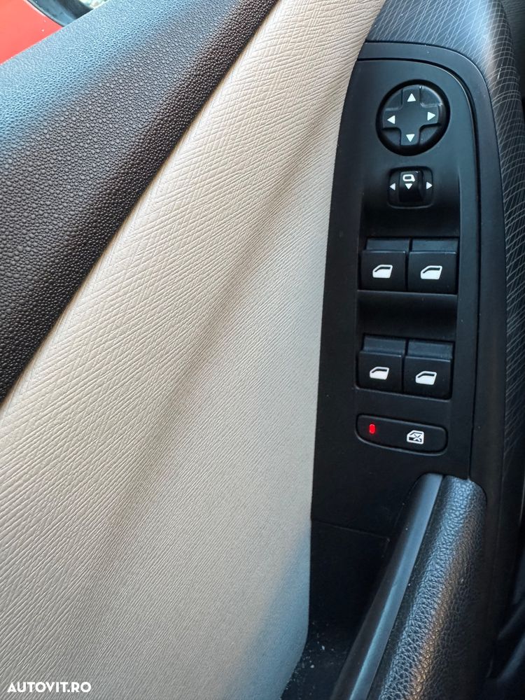 Citroën C4 Picasso BlueHDi Intensive - 8