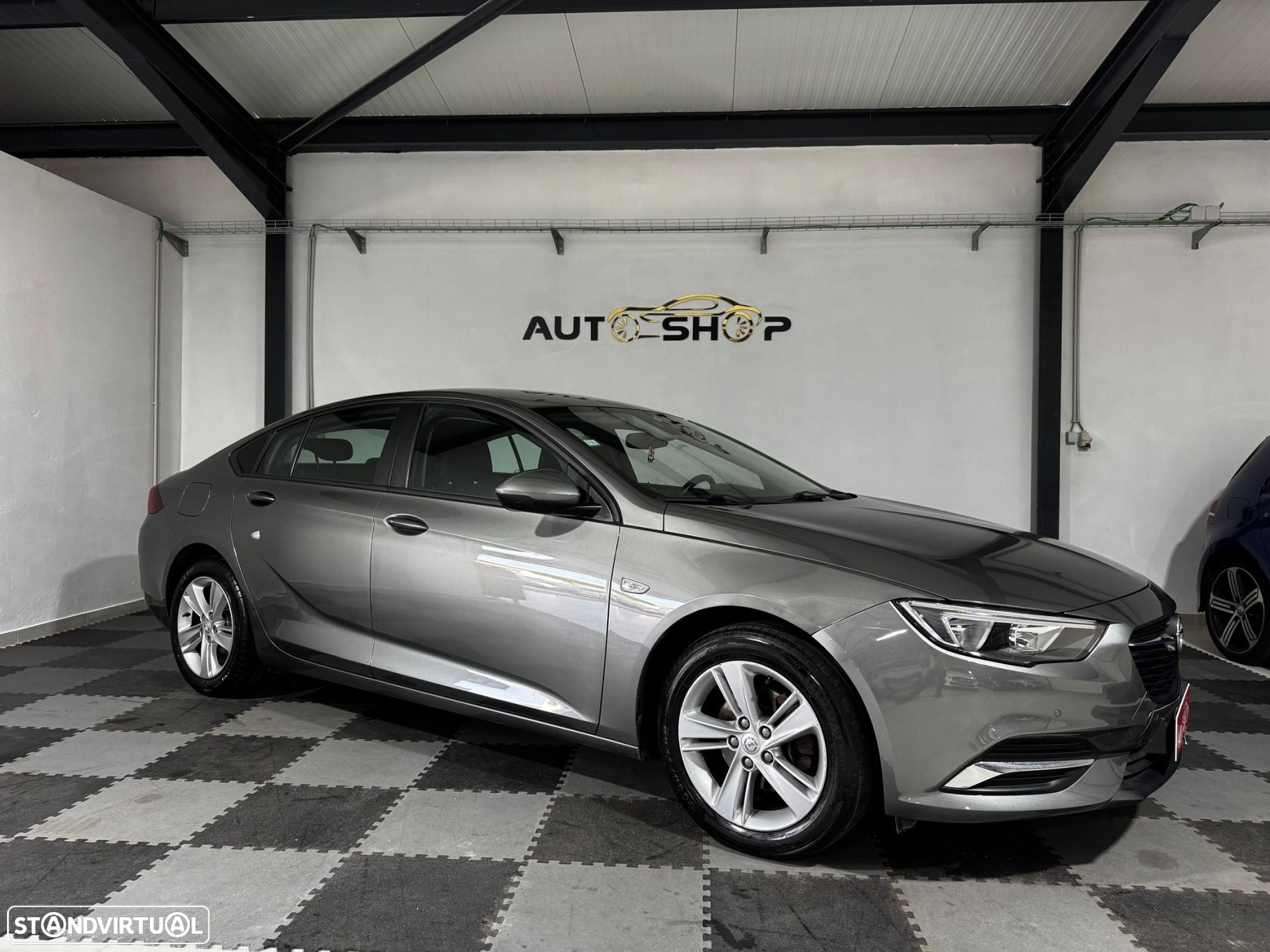 Opel Insignia Grand Sport 1.6 CDTi Selective - 10