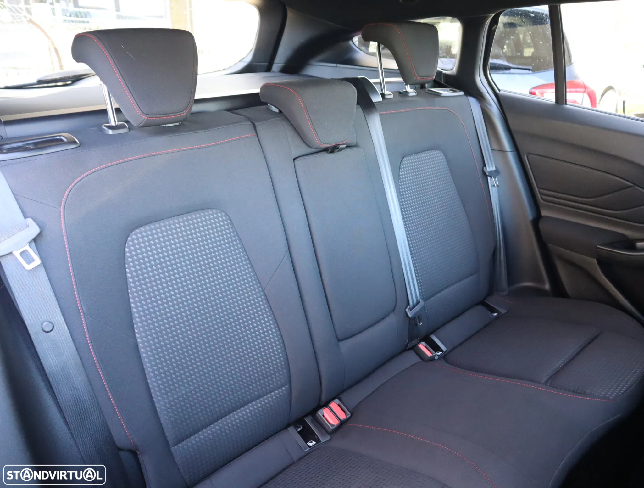 Ford Focus SW 1.0 EcoBoost MHEV ST-Line - 22
