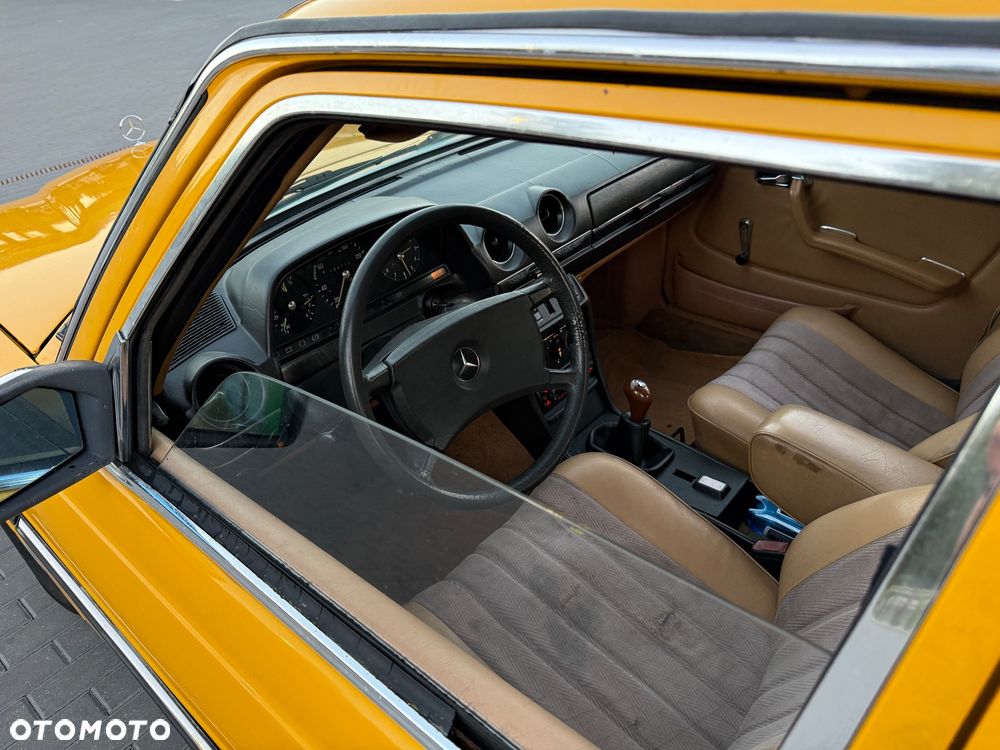 Mercedes-Benz W123 - 14
