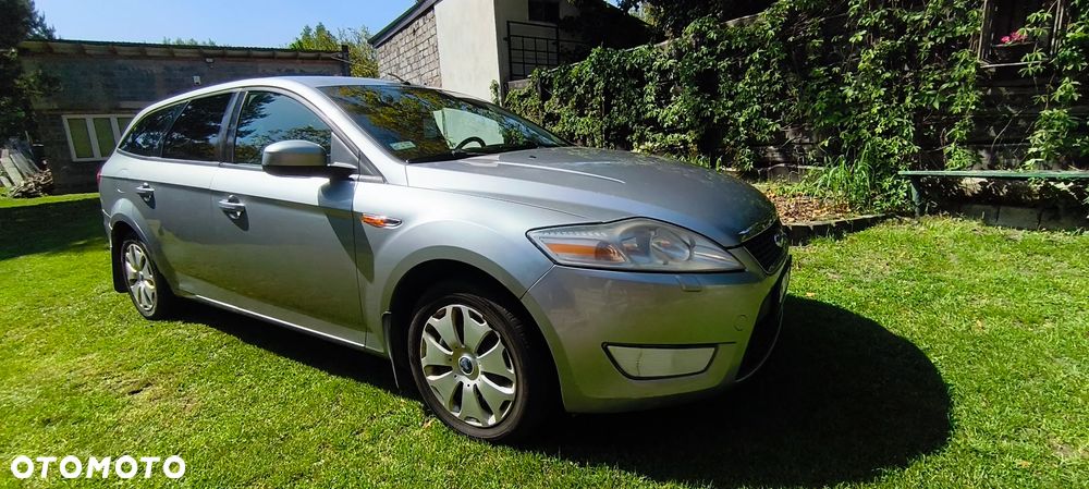 Ford Mondeo - 8