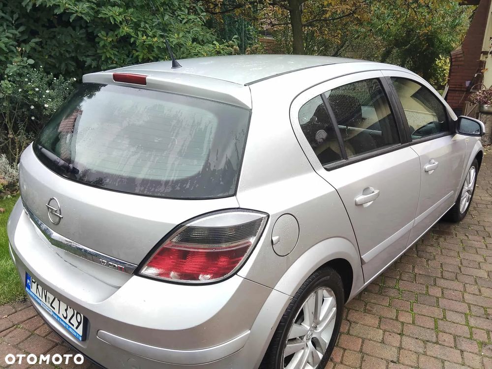 Opel Astra III 1.7 CDTI - 2