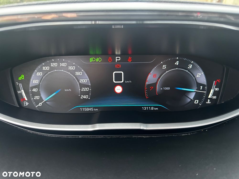 Peugeot 5008 PureTech 130 EAT8 Stop & Start Allure Pack - 29