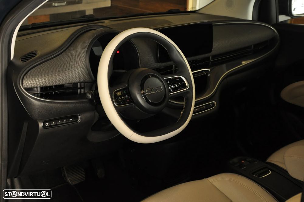 Fiat 500e C La Prima - 31