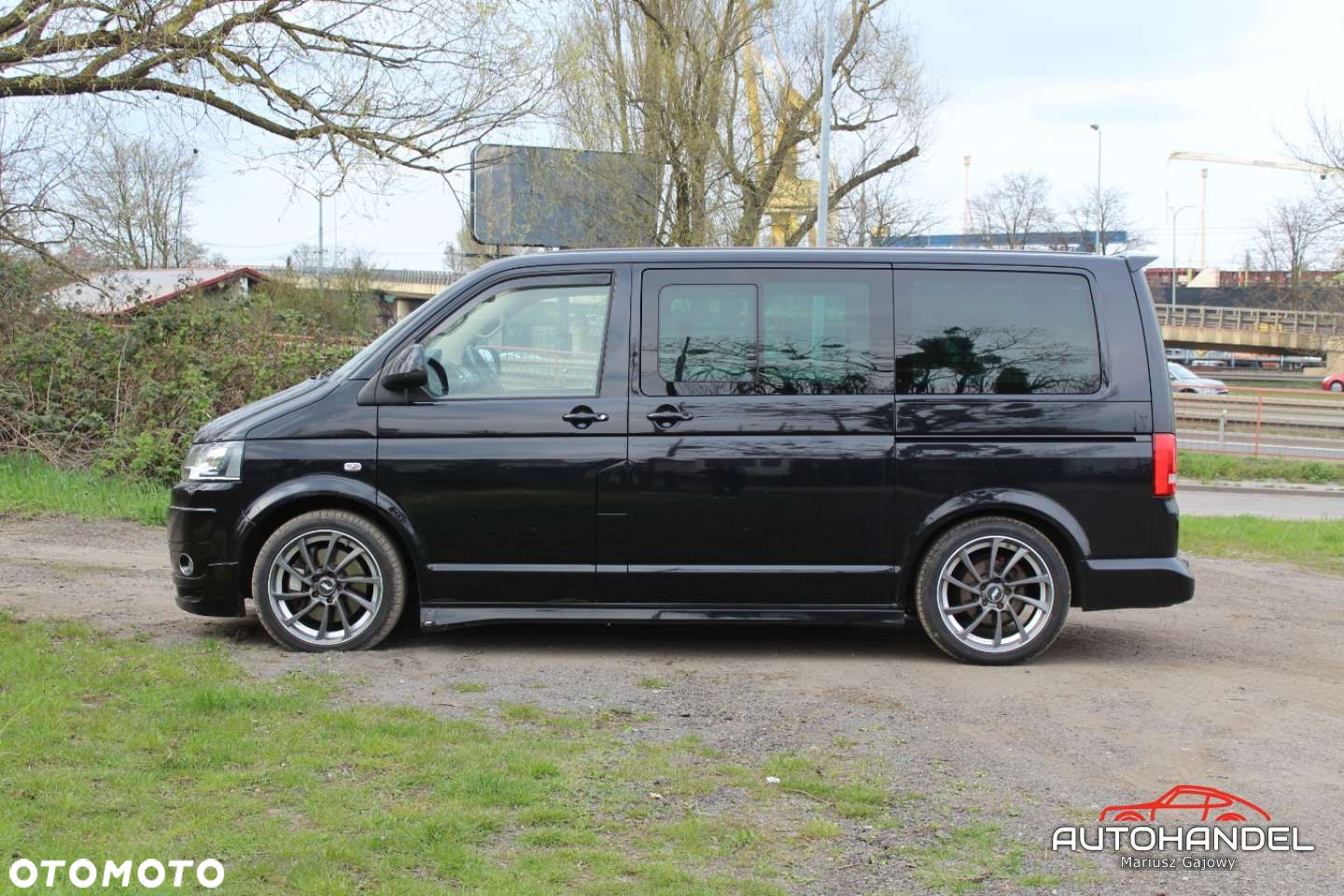 Volkswagen Multivan - 7