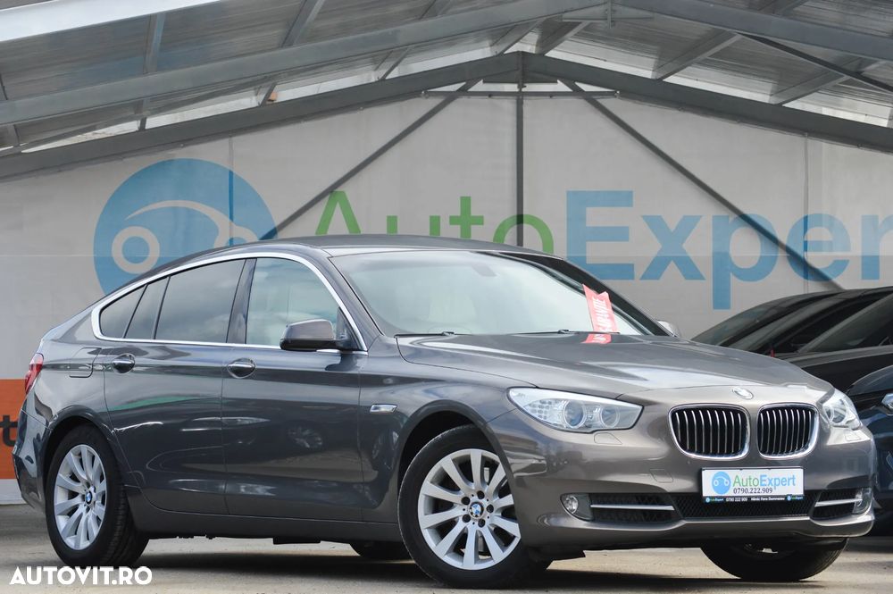 BMW Seria 5 520d Aut. Luxury Line - 2