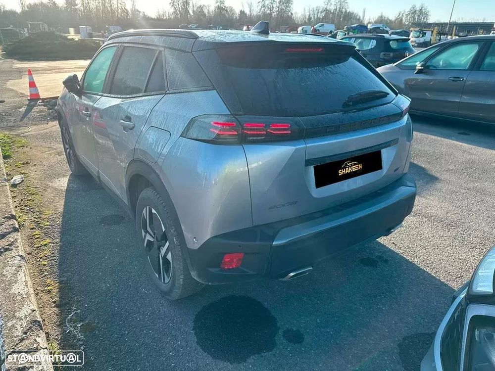 Peugeot 2008 - 5