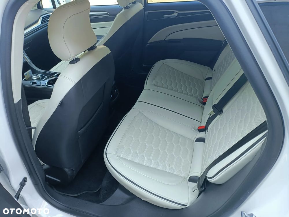 Ford Mondeo 2.0 EcoBlue Allrad VIGNALE - 15