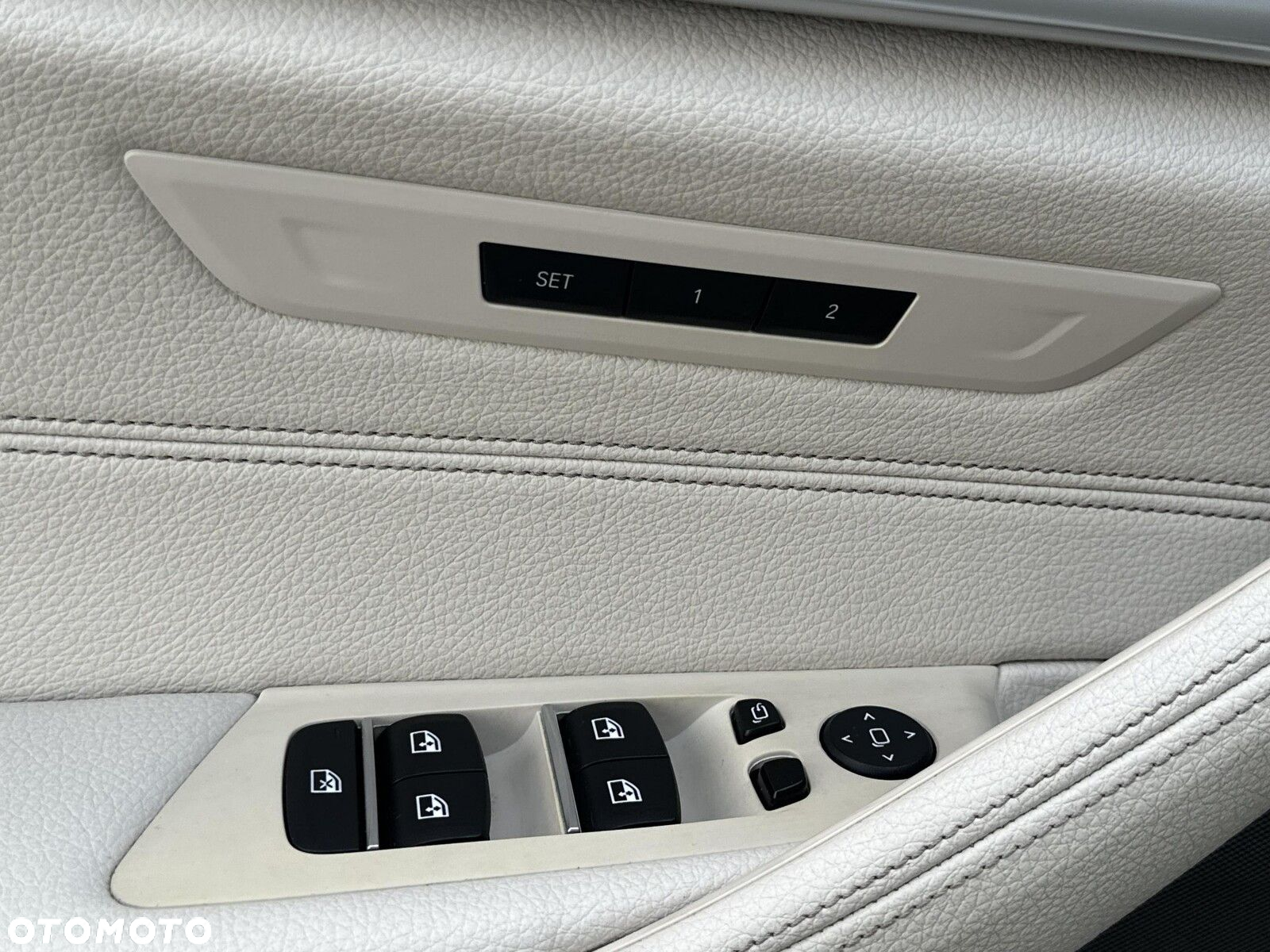 BMW Seria 5 530e xDrive M Sport sport - 26