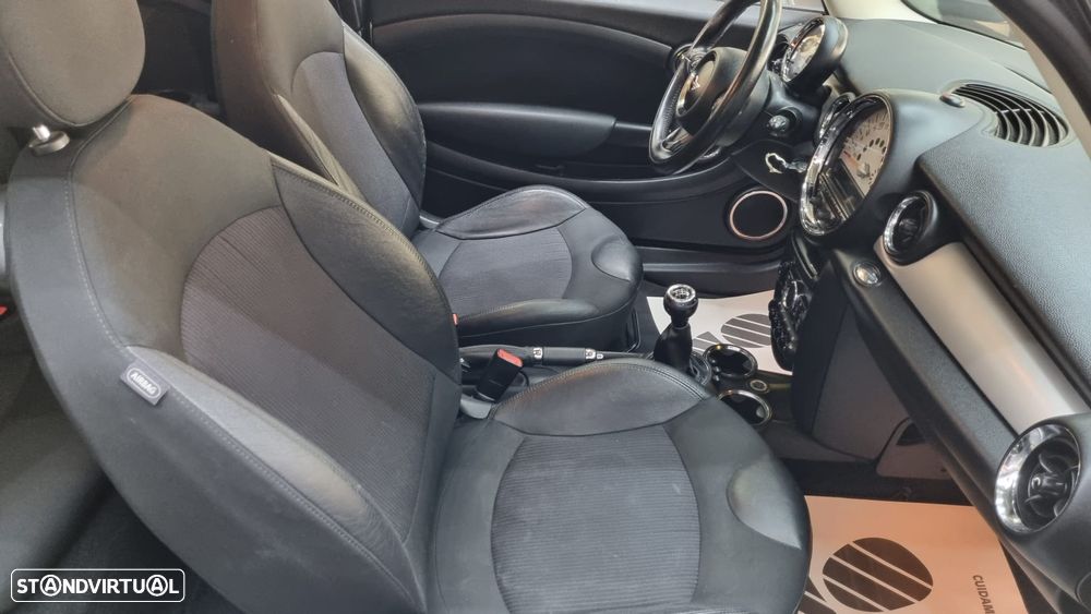 MINI Clubman Cooper D - 17