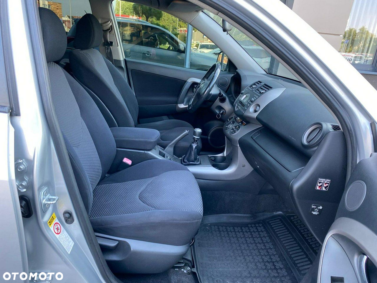 Toyota RAV4 - 14