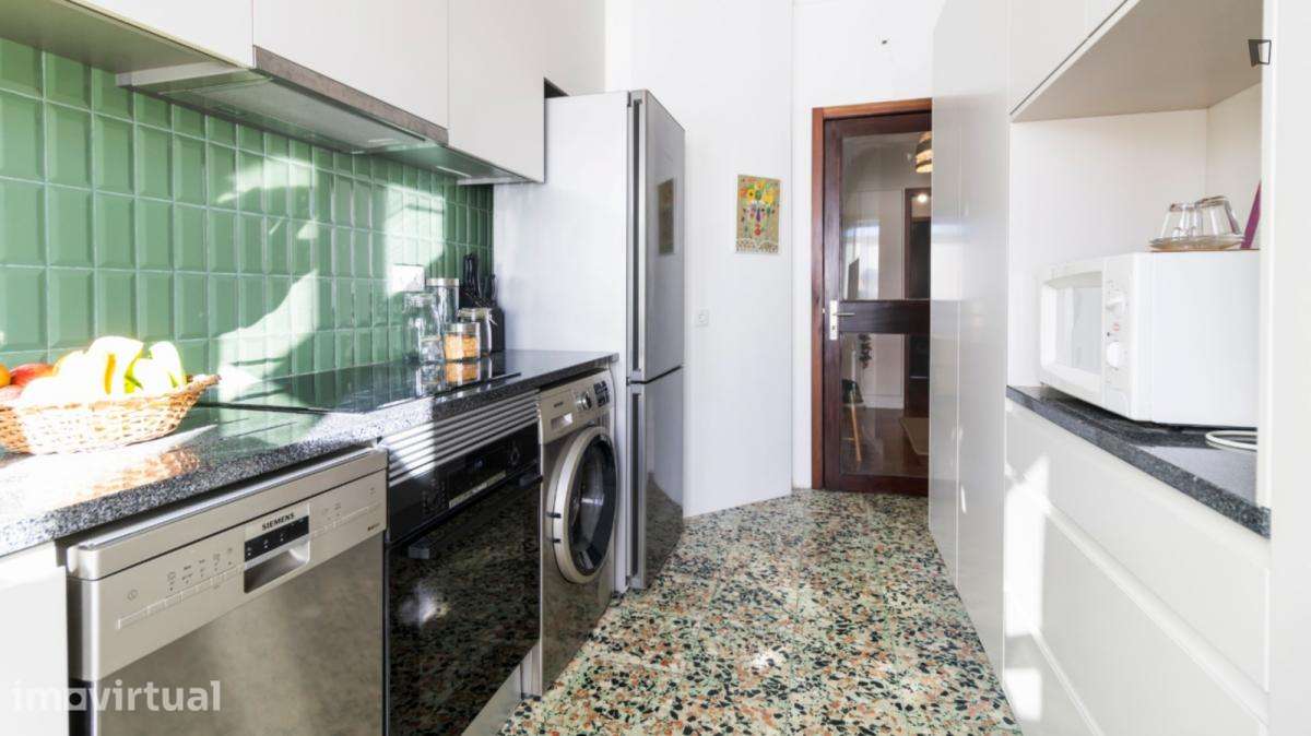 Apartamento com 2 quartos - localizado em Paranhos Porto - Grande imagem: 5/11