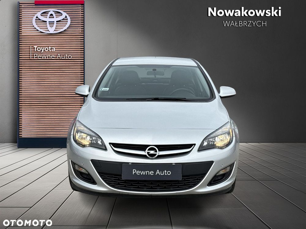 Opel Astra IV 1.4 T EU6 - 7