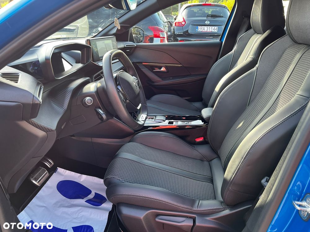 Peugeot 208 Elektromotor 136 GT - 22
