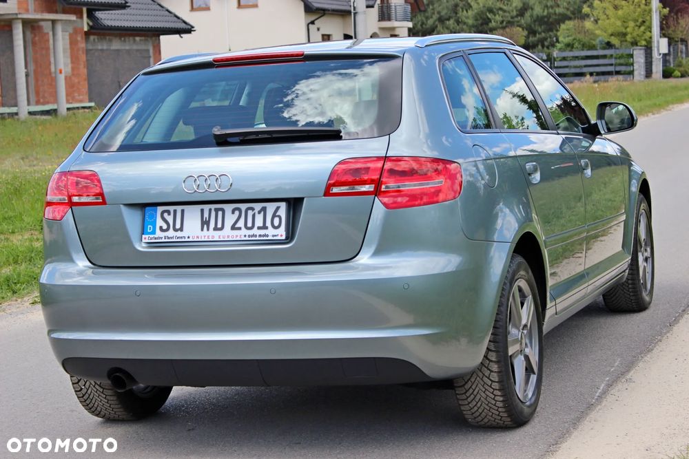 Audi A3 Sportback 1.6 Ambition - 6