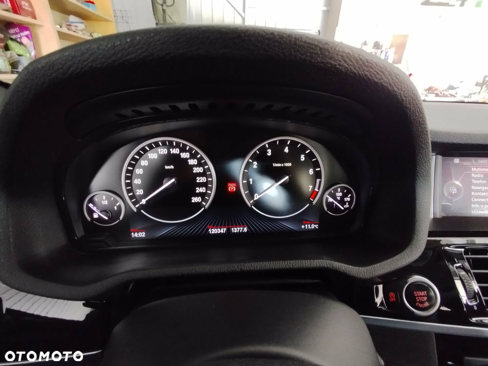 BMW X3 xDrive28i xLine - 9