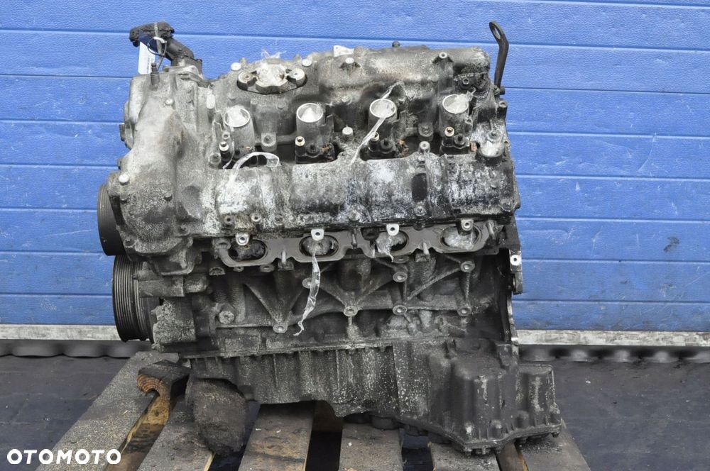 BMW 7 F01 F02 F10 F11 F12 4.4 V8 SILNIK N63B44A - 5