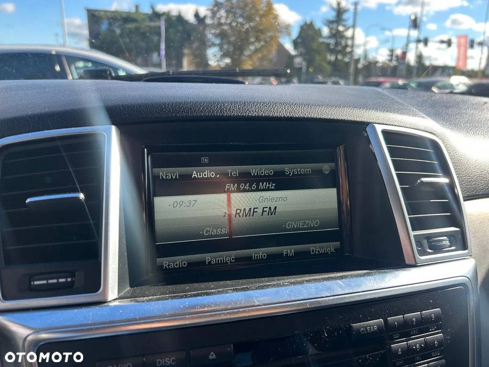Mercedes-Benz ML 350 BlueTec 4-Matic - 33