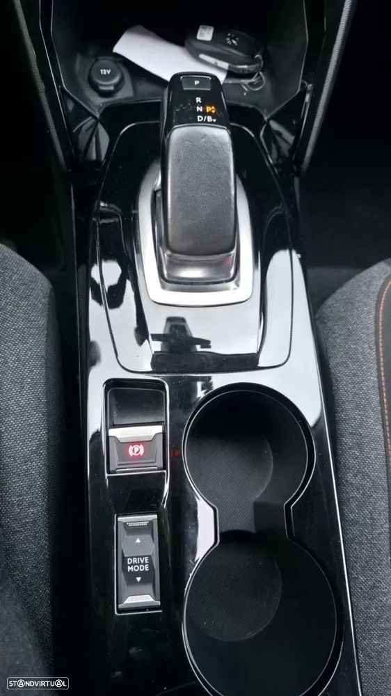 Peugeot e-2008 Active - 22
